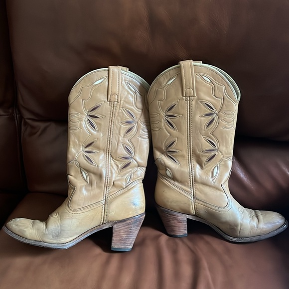 EUC DINGO cowboy boots vintage heels - Picture 3 of 15